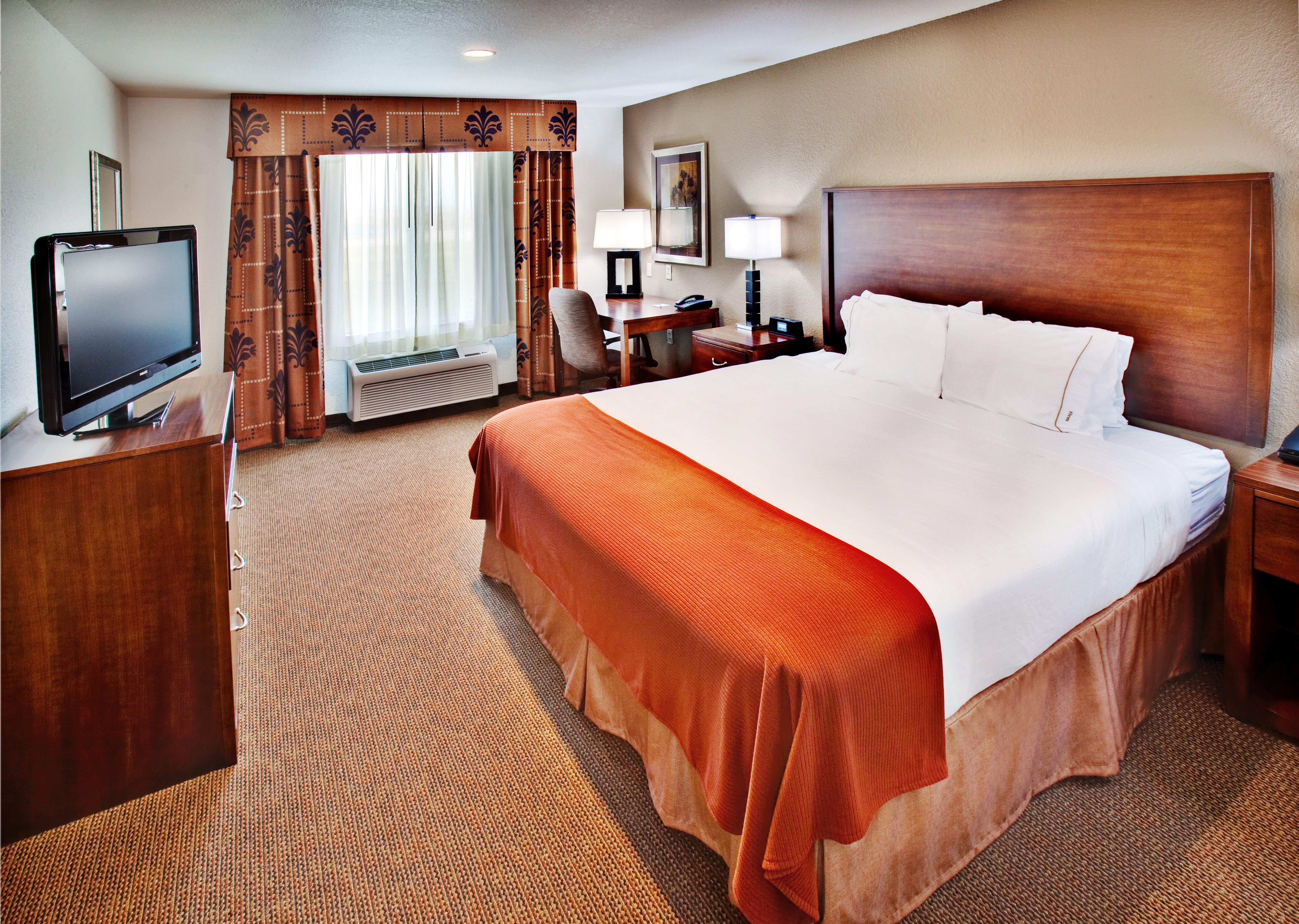 Holiday Inn Express Hotel & Suites - Dubuque West By Ihg Стая снимка