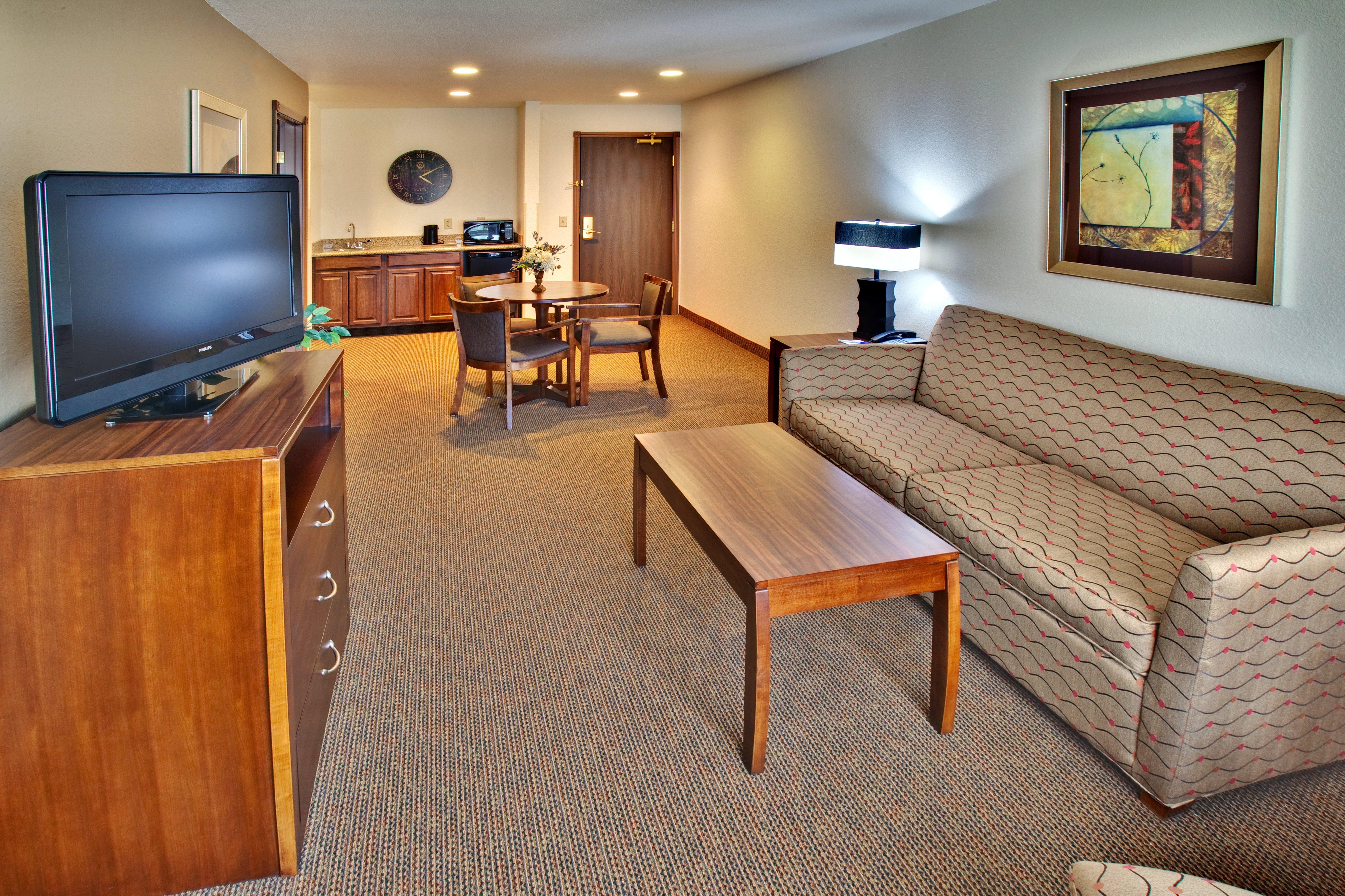 Holiday Inn Express Hotel & Suites - Dubuque West By Ihg Екстериор снимка