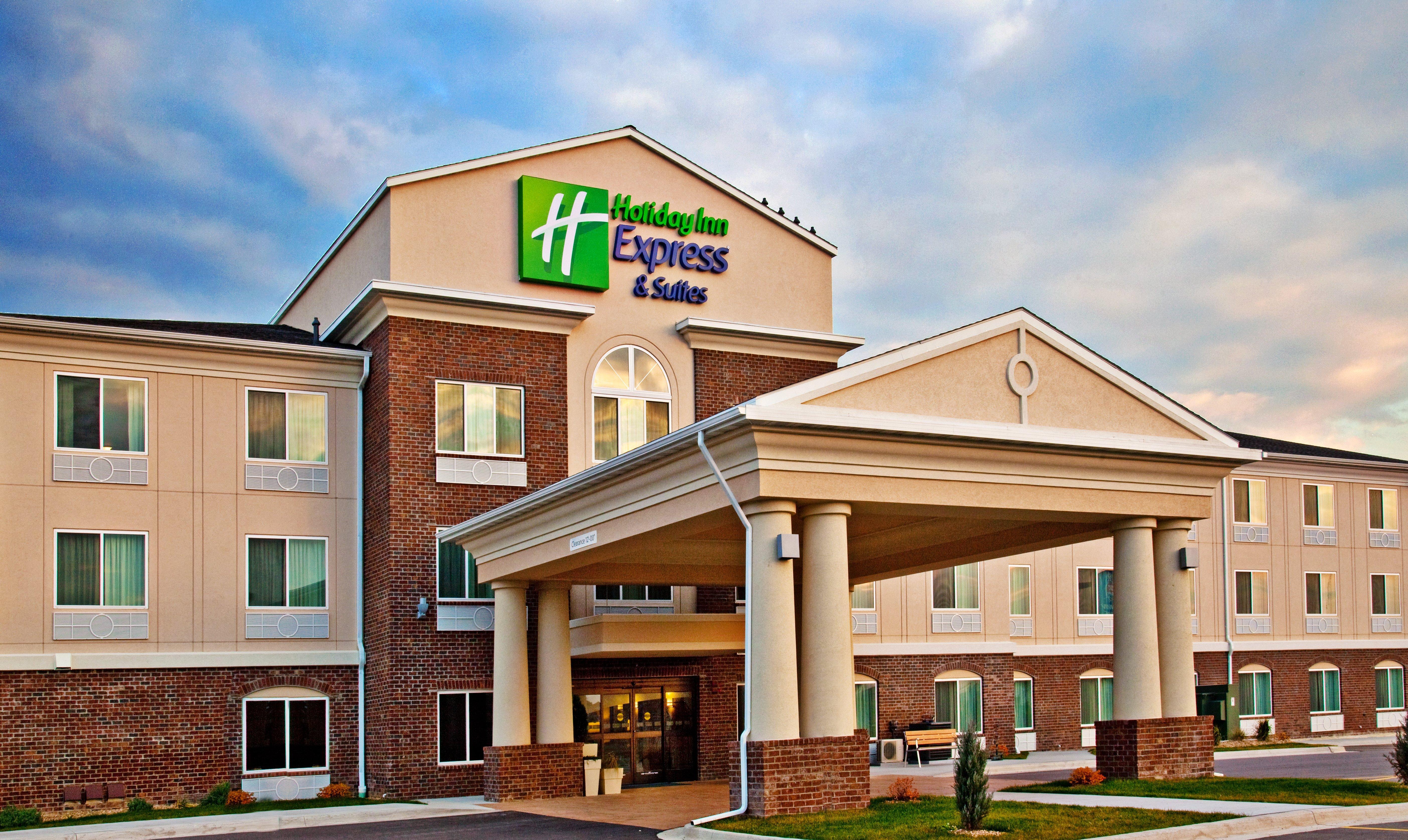 Holiday Inn Express Hotel & Suites - Dubuque West By Ihg Екстериор снимка