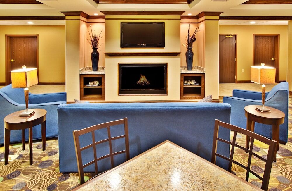 Holiday Inn Express Hotel & Suites - Dubuque West By Ihg Екстериор снимка